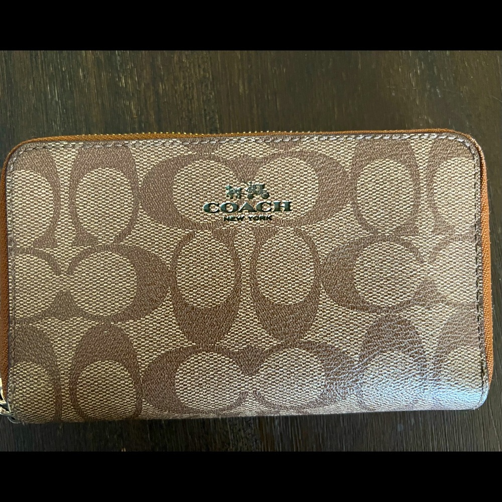 Coach wallet